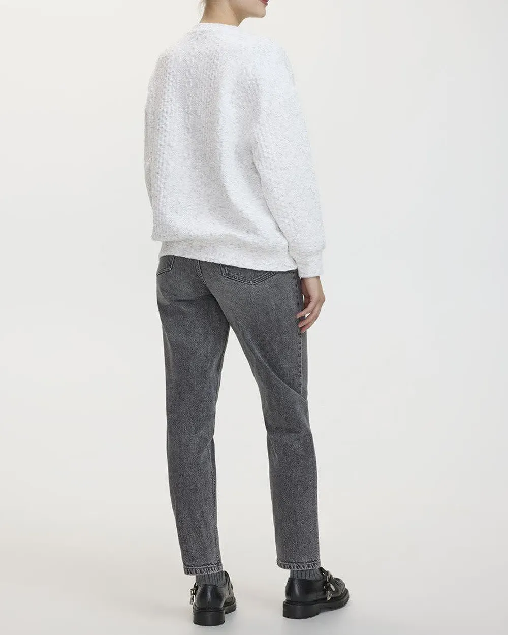 Casual Long-Sleeve Crew-Neck Sweatshirt