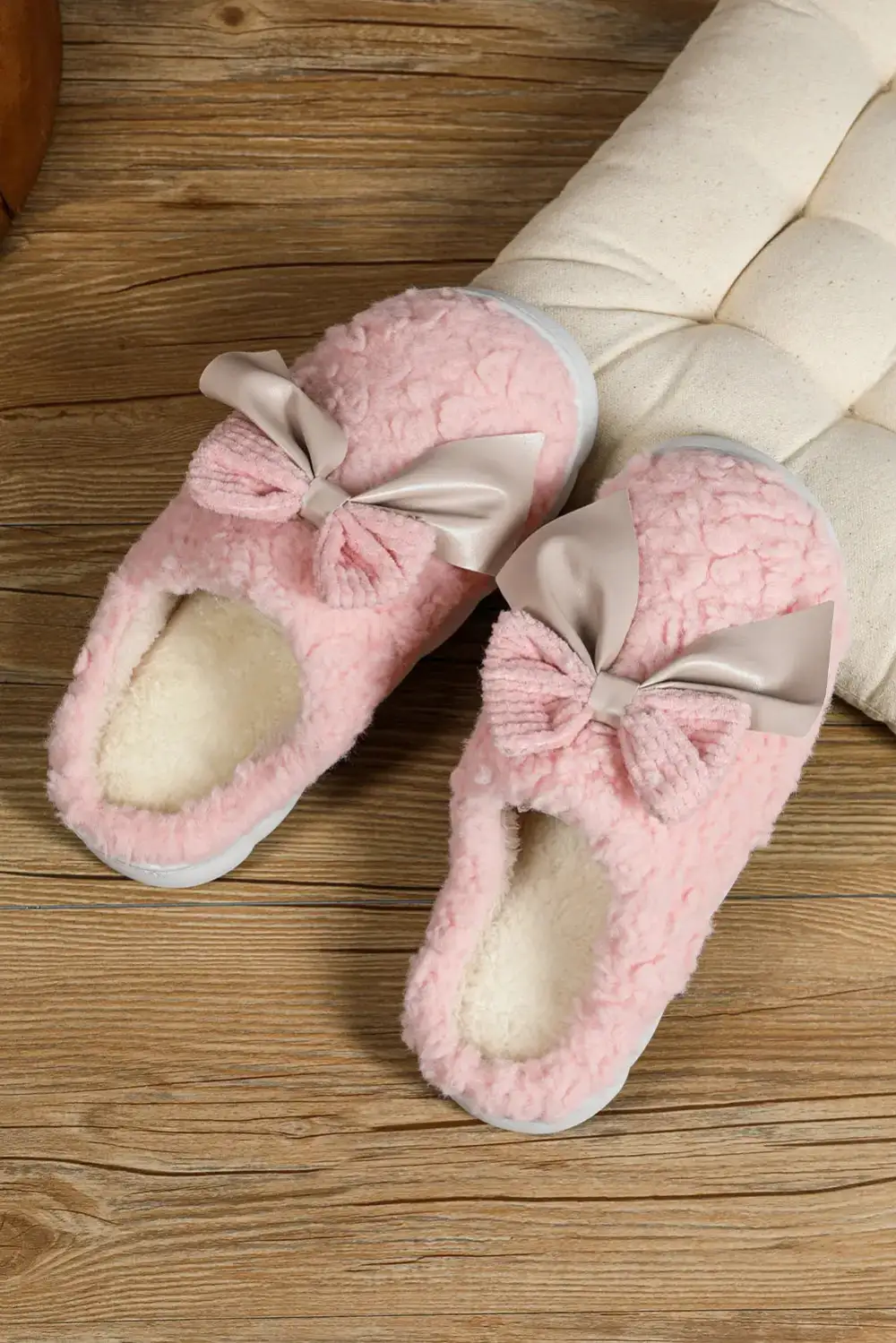 Contrast Knot Plush House Slippers