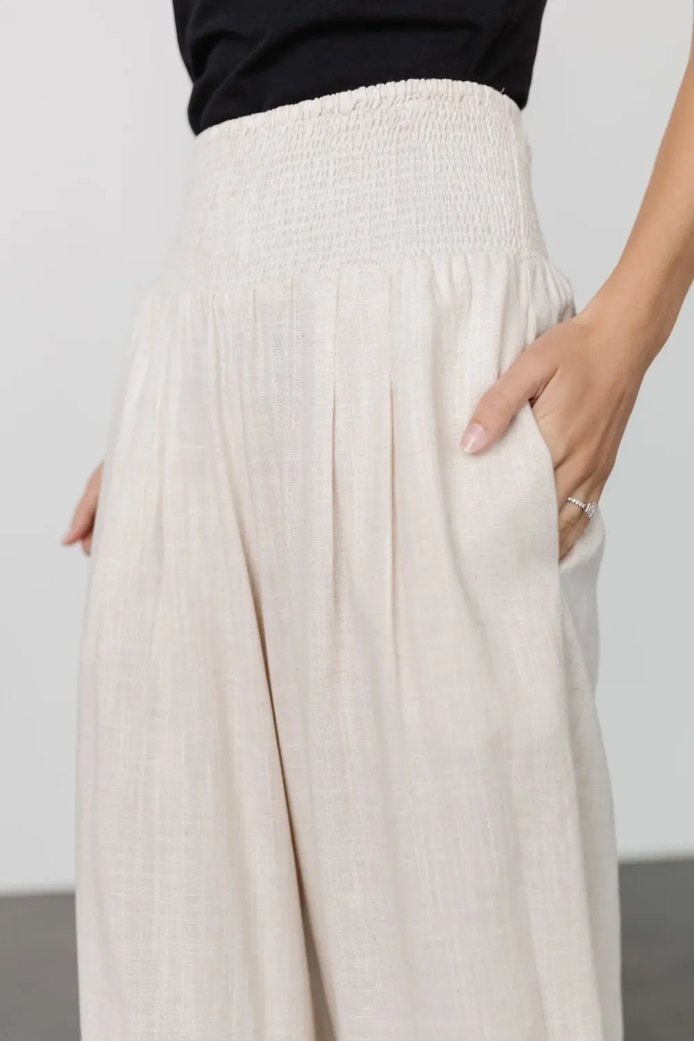 Loose And Breathable Versatile  Pants