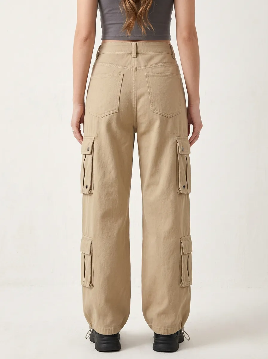 Streamlined Utility Style Multi Pocket Finish Women's Multi Pocket Cargo Pants