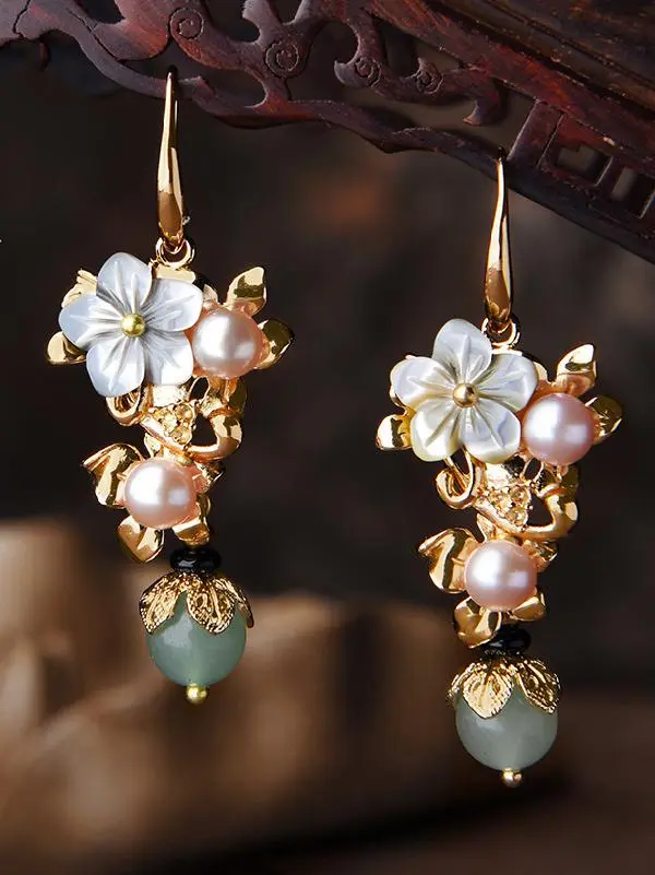 Lustrous Romantic Accent Earrings