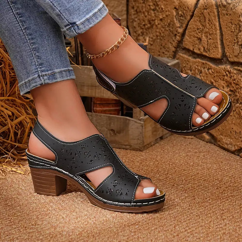 Refined Refined Distinctive Everyday Open Toe Block Heel Sandals