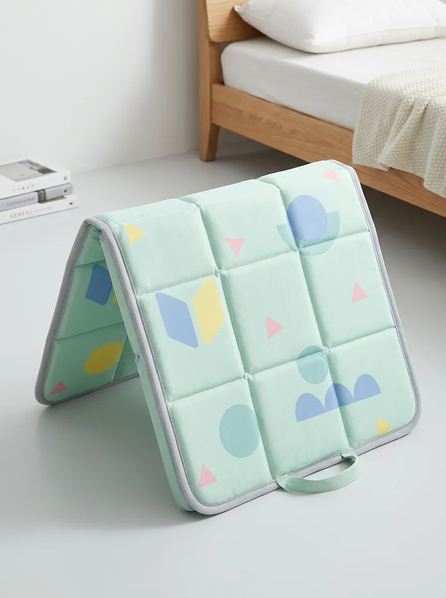 Geometric Pattern Pastel Mint Pattern Cooling Mat