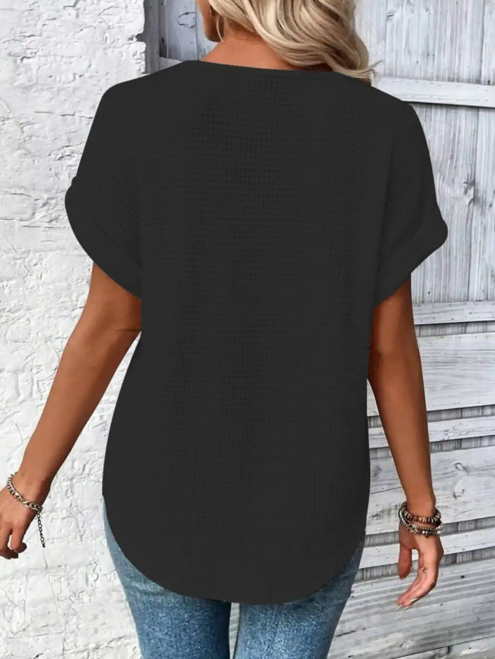 Refined Short-Sleeve Lace-Detail Knit T-Shirt