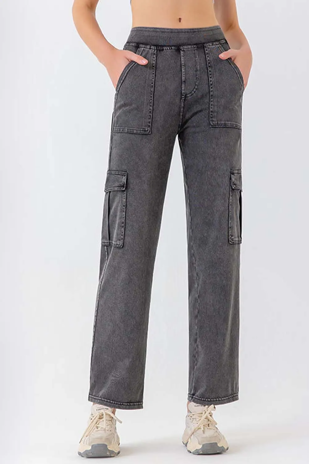 Relaxed Button Denim Jeans