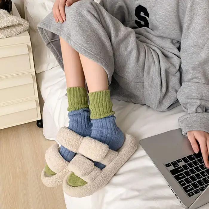 Contrast Block Warm Socks
