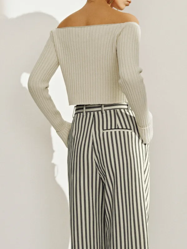 Lady'S Off-The-Shoulder Button-Up And Elegant Knitted Sweater