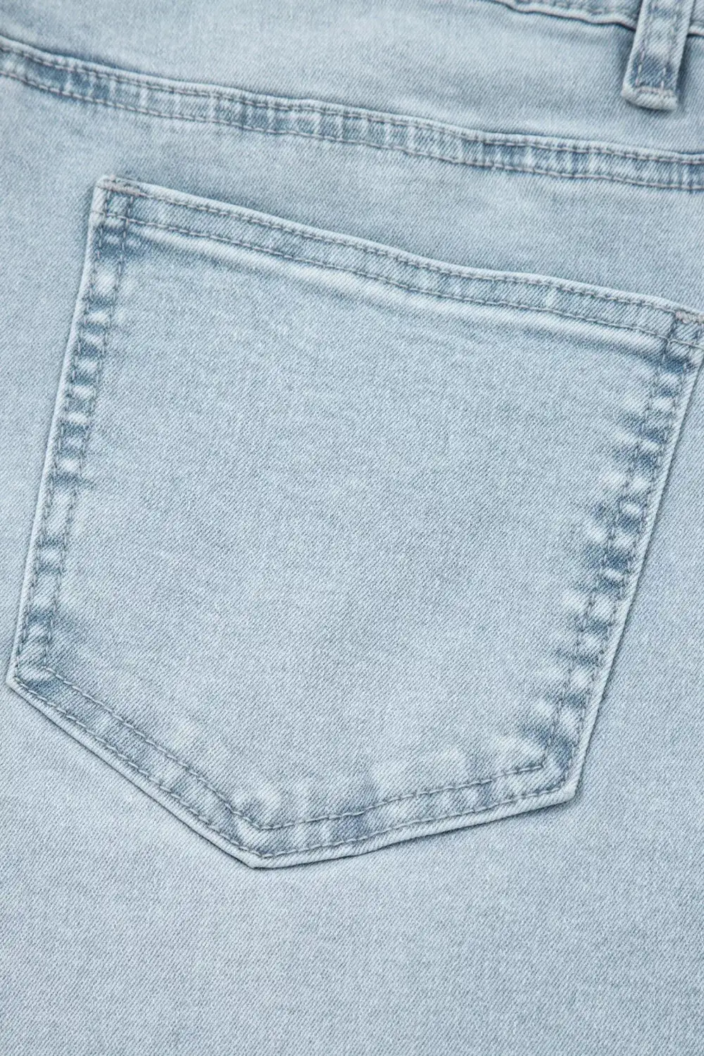 Straight Leg Pocketed Denim Jeans