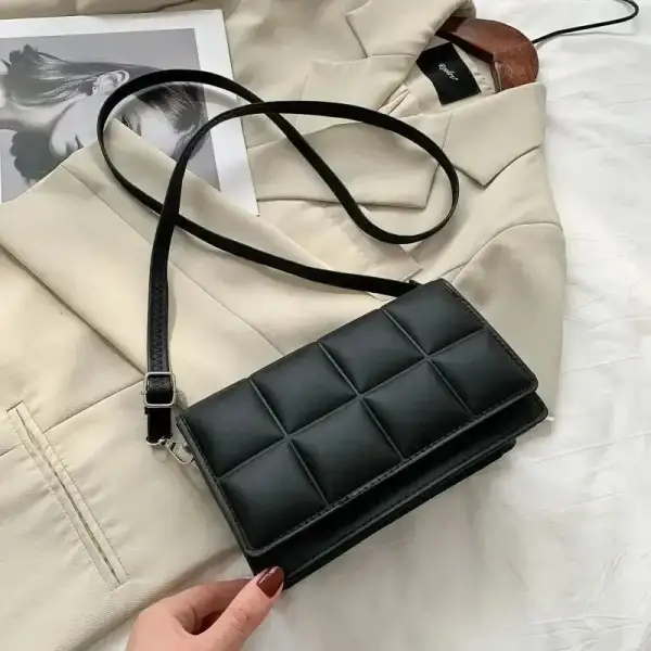 Fashion-Forward Plaid TPU Square Shoulder Bag