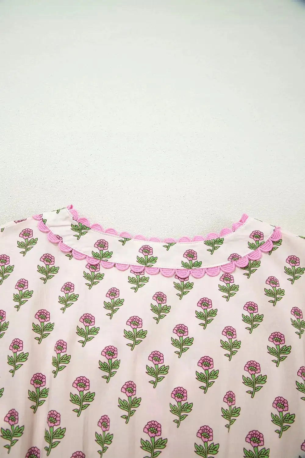 Structured Shape Floral Printed V Neck Dress
