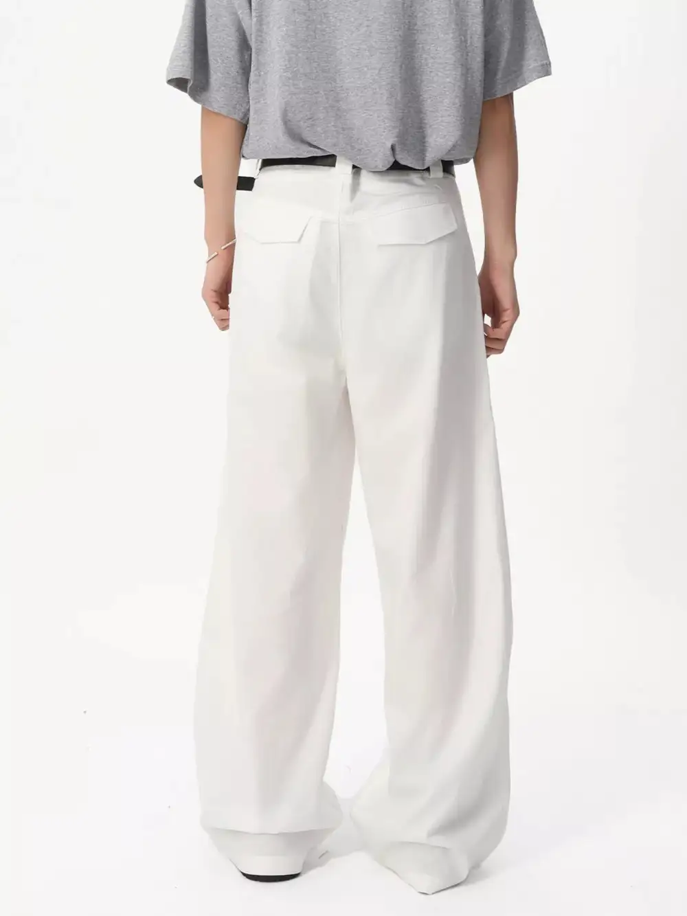 Classic Men's Wide Leg Pleated Pants