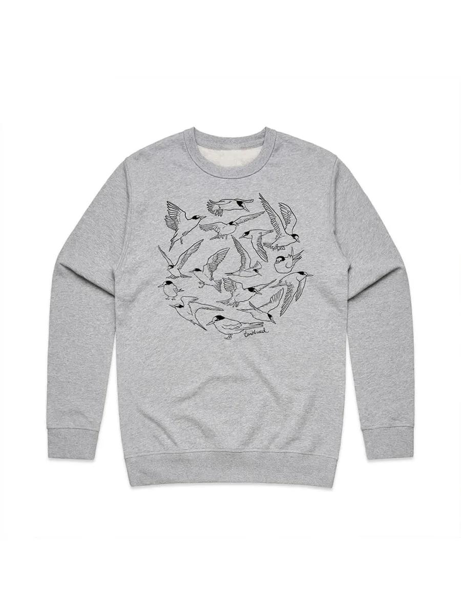 A versatile sports shirt with a simple fairy swan pattern