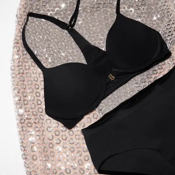 Racerback Lift Up Bra Black