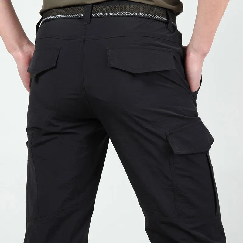 Functional and Stylish Men's Cargo Pants with Practical Flap Pockets