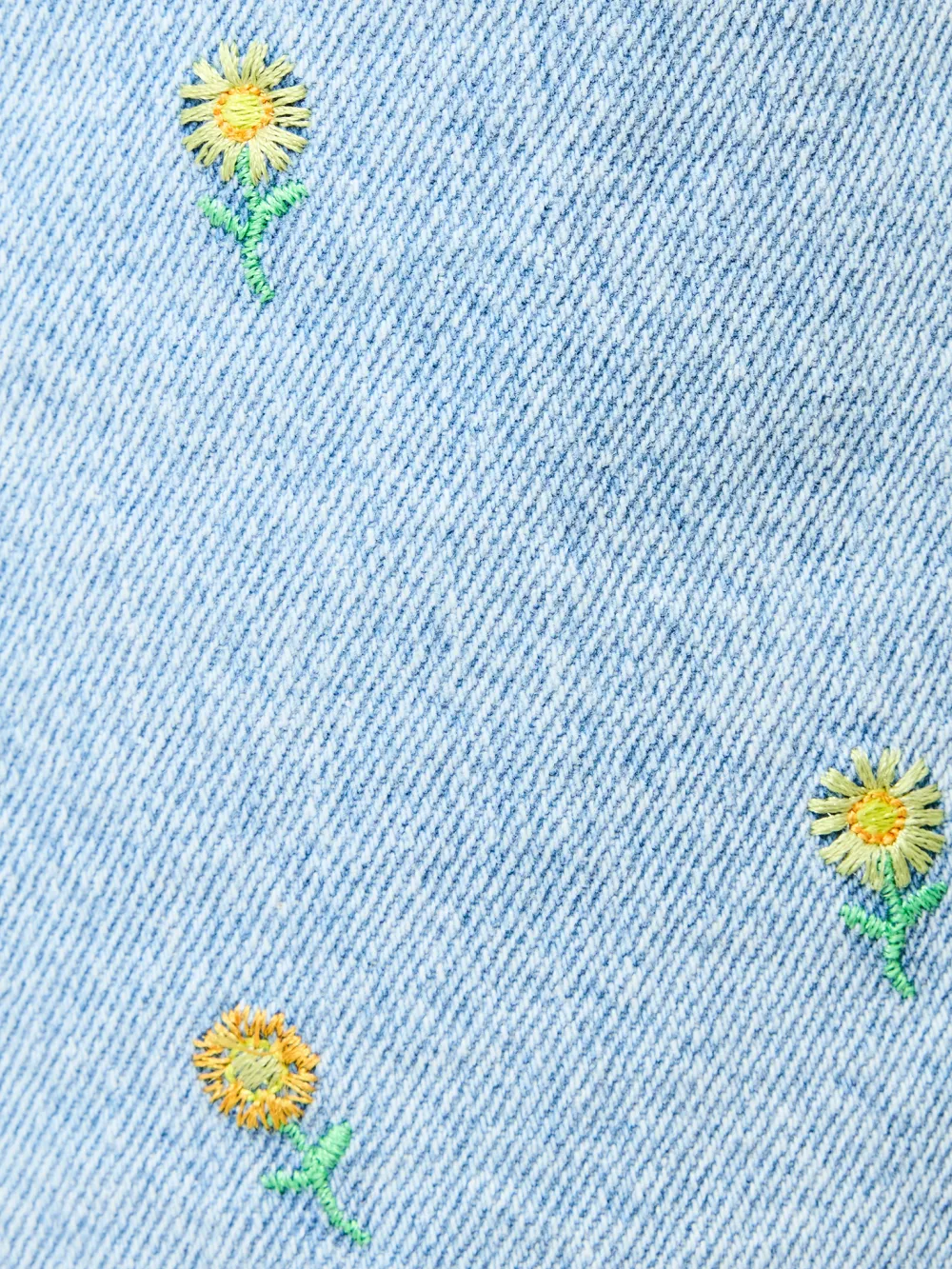 Cotton Delicate Daisy Embroidery Denim Shorts