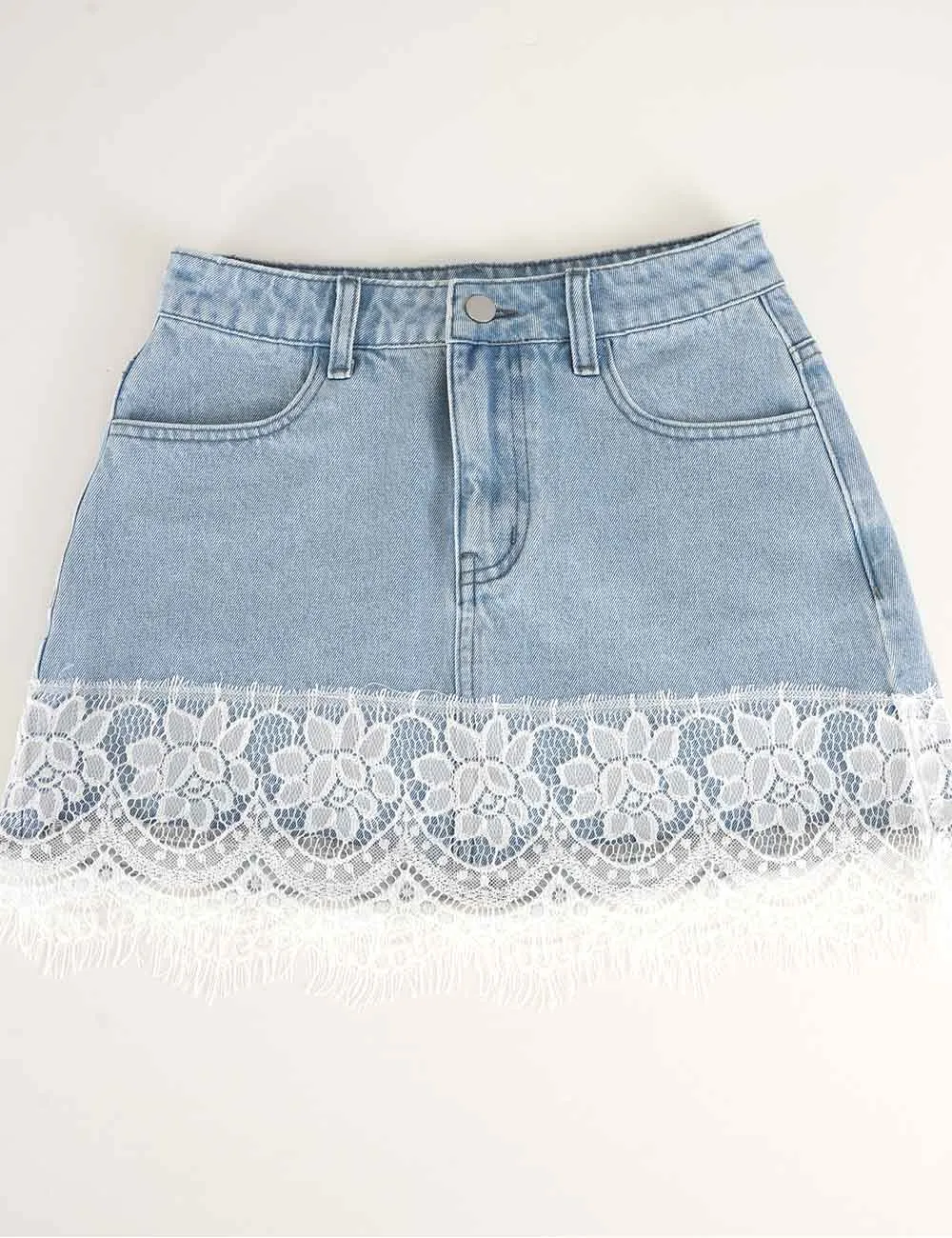 Lace Scalloped Hem Denim Skorts