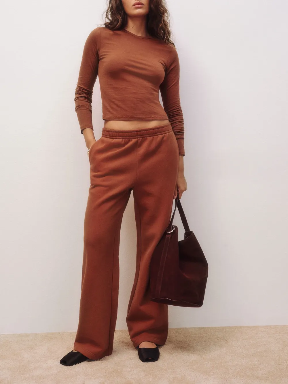 Fitted Crew Neck Long Sleeve Knit Top