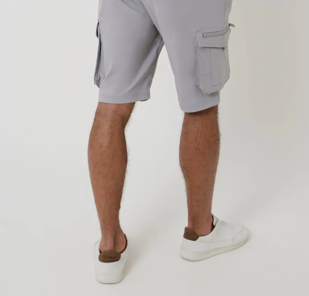 Men's Chalk Elastic-Waist Stretch Cargo Shorts