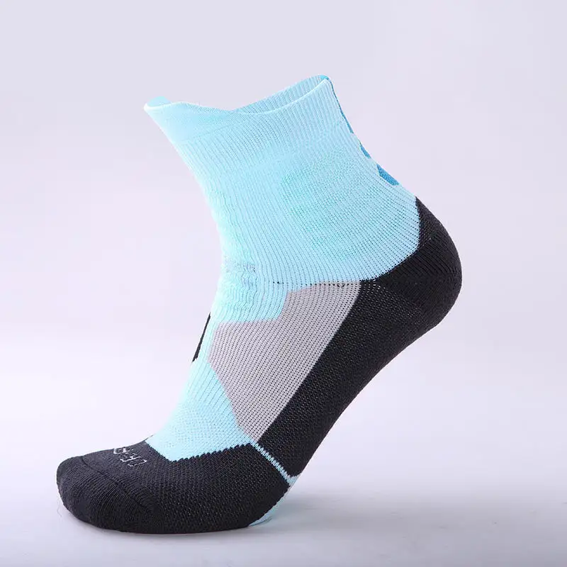 Simple Cotton Athletic Crew Socks