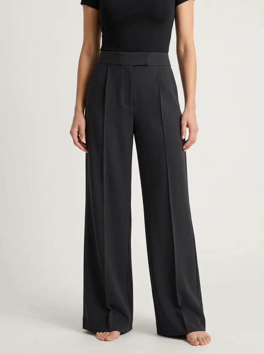 Wide-Leg Pleated Solid Women's Wide-Leg Pants