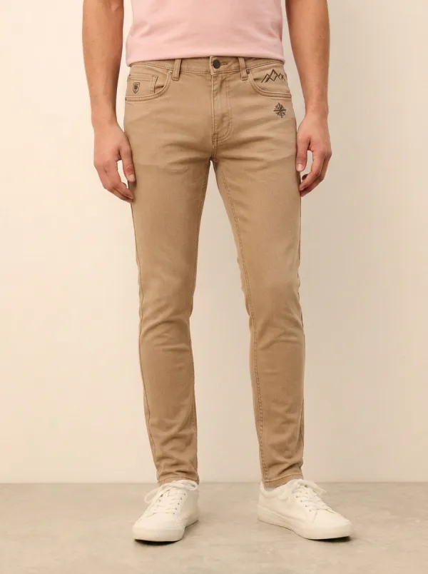 Men's Classic Weekend Mountain Compass Embroidered Stretch Denim Jeans