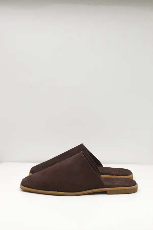 Soft Square-Toe Leather Mule
