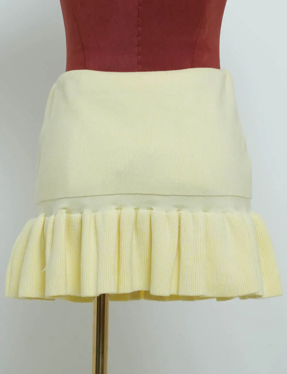 Elegant Solid Color Elasitc Waist Slim Mini Skirt