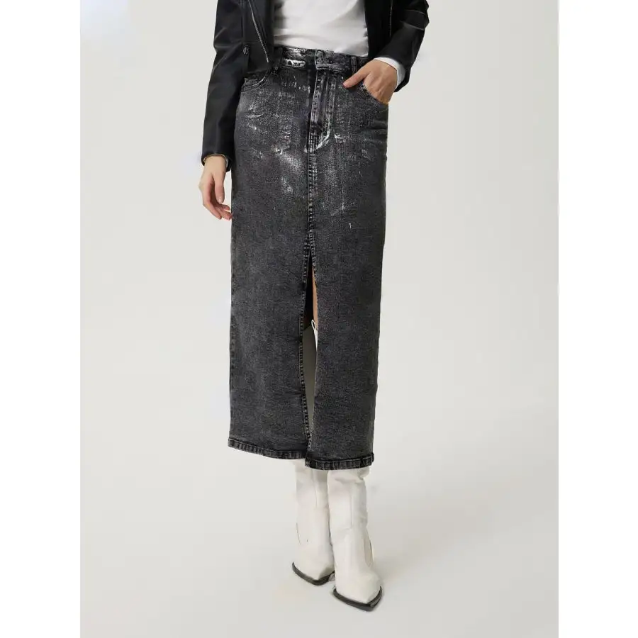 Everyday Slit Midi Denim Skirt with Pockets