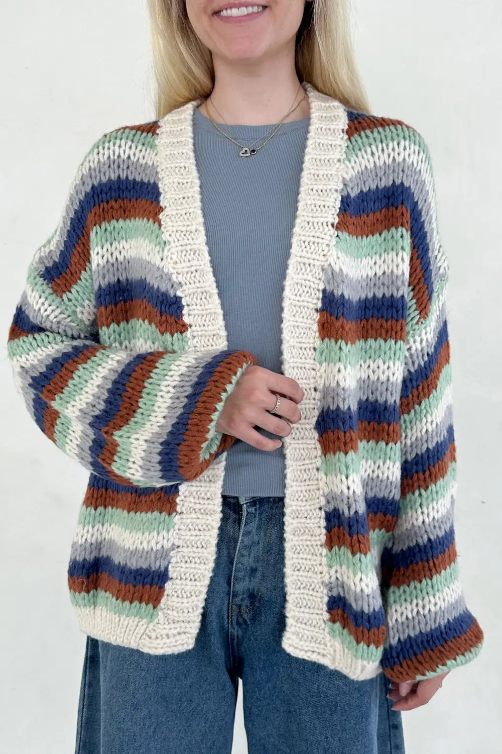 Simple Cut Soft Knit Cardigan