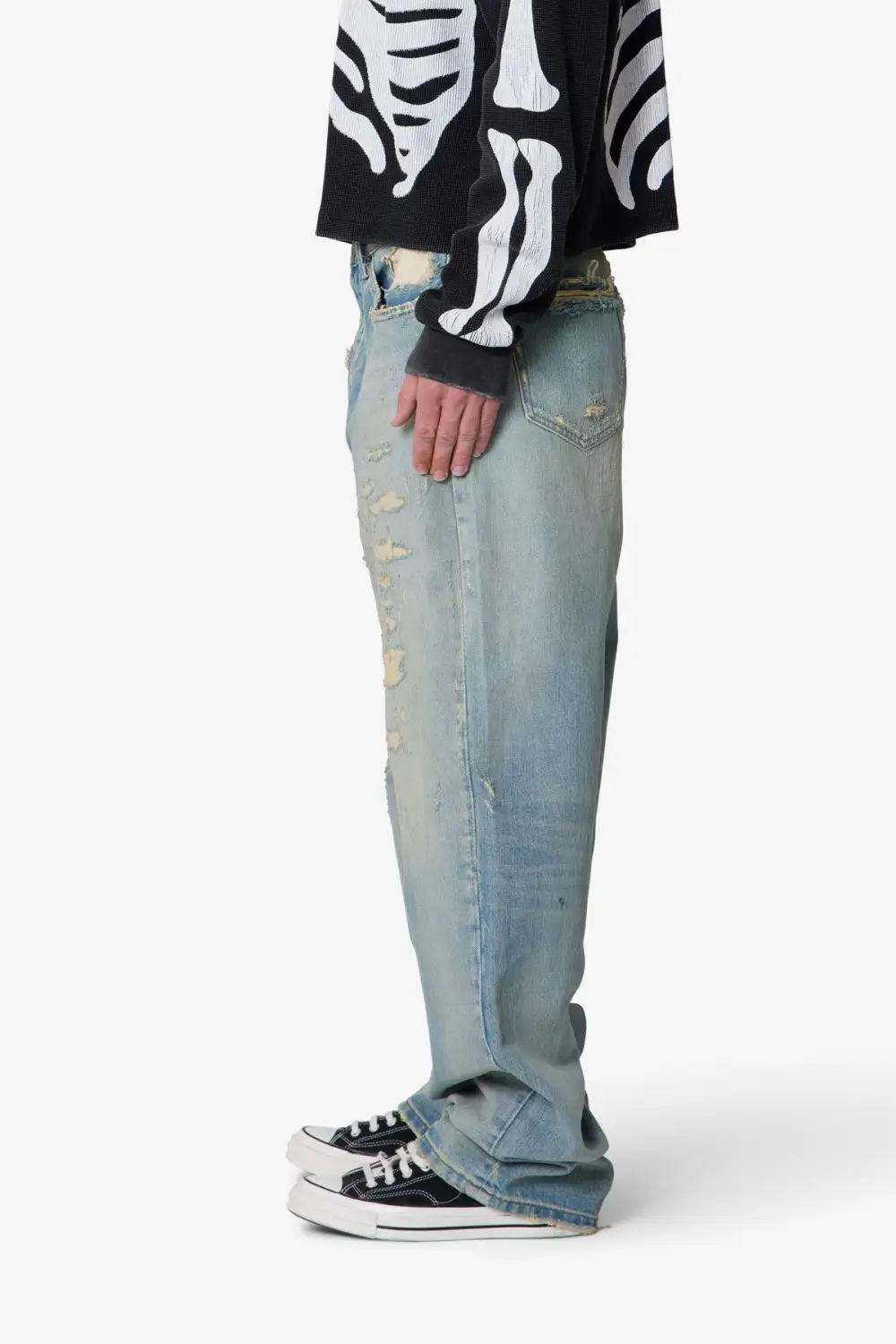 Distressed Ultra Baggy Jeans