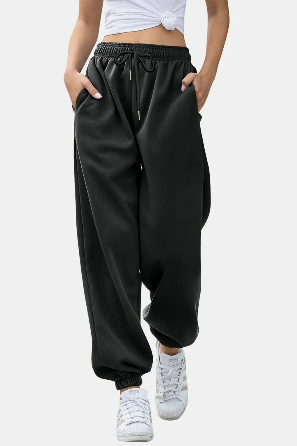 Relaxed Elastic-Waist Pocketed Jogger Pants