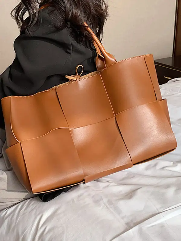 Practical Everyday Shoulder Bag
