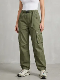 Core Mountain Graphic Silhouette Women's Multi Pocket Cargo Pants
