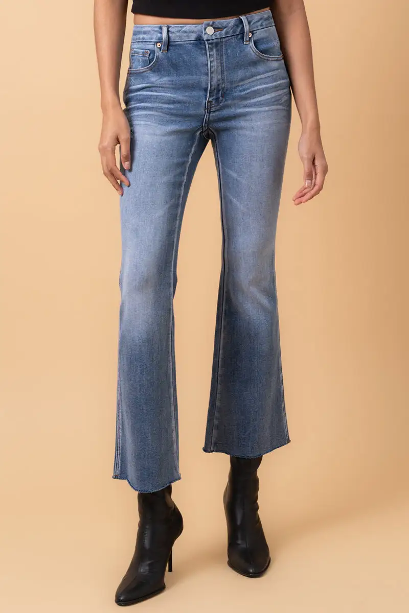 Women's Mid Rise Cropped Cropped Flare Stretch Denim Jeans