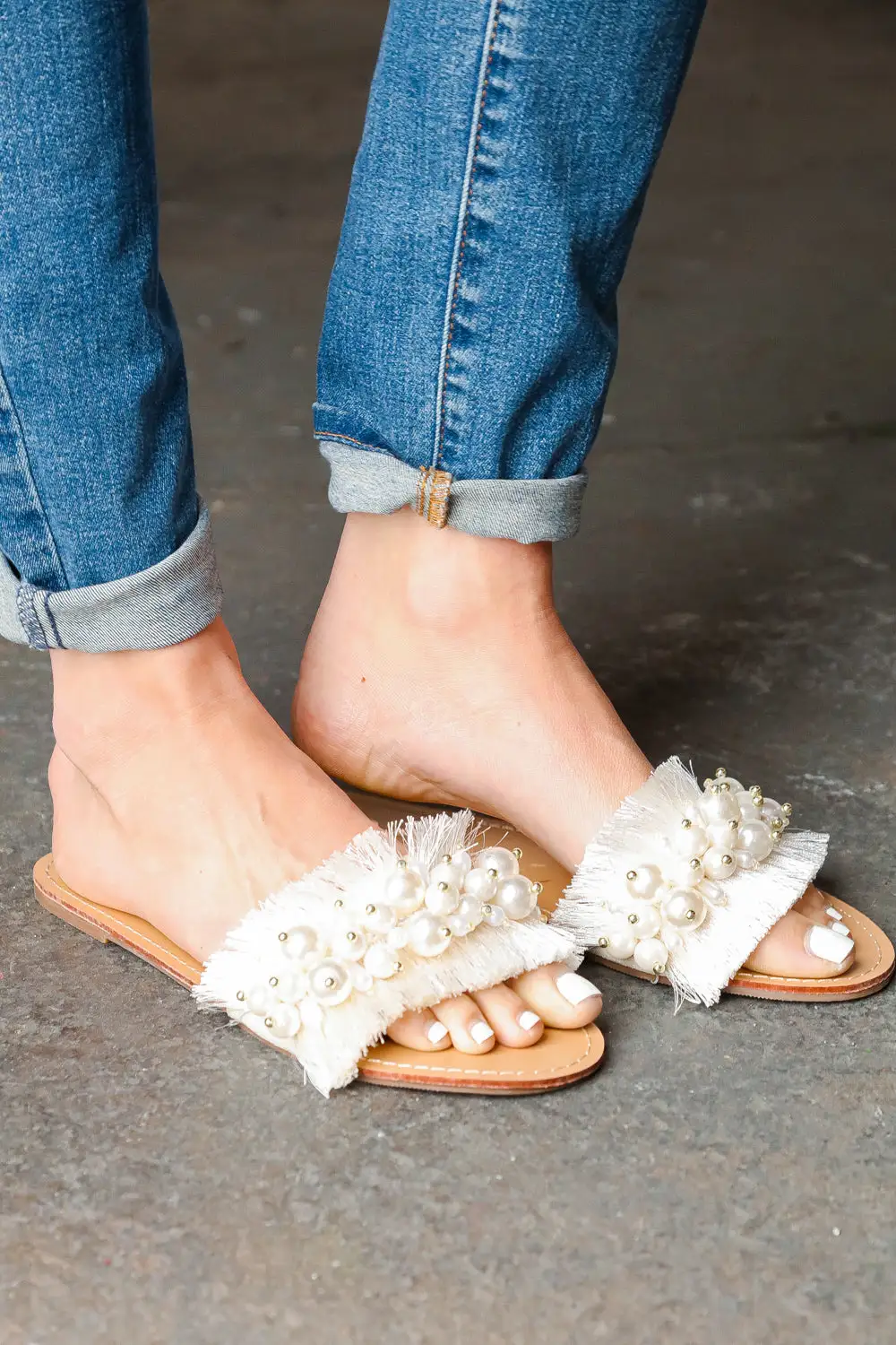 Linen Fray Faux Pearl Slide Sandal