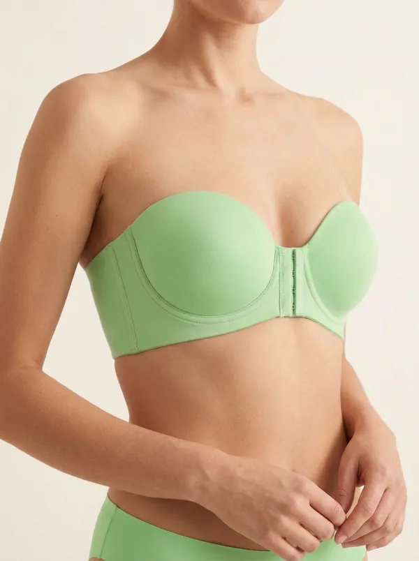 Women's Molded-Cup Clean-Edge Front-Closure Strapless Bra
