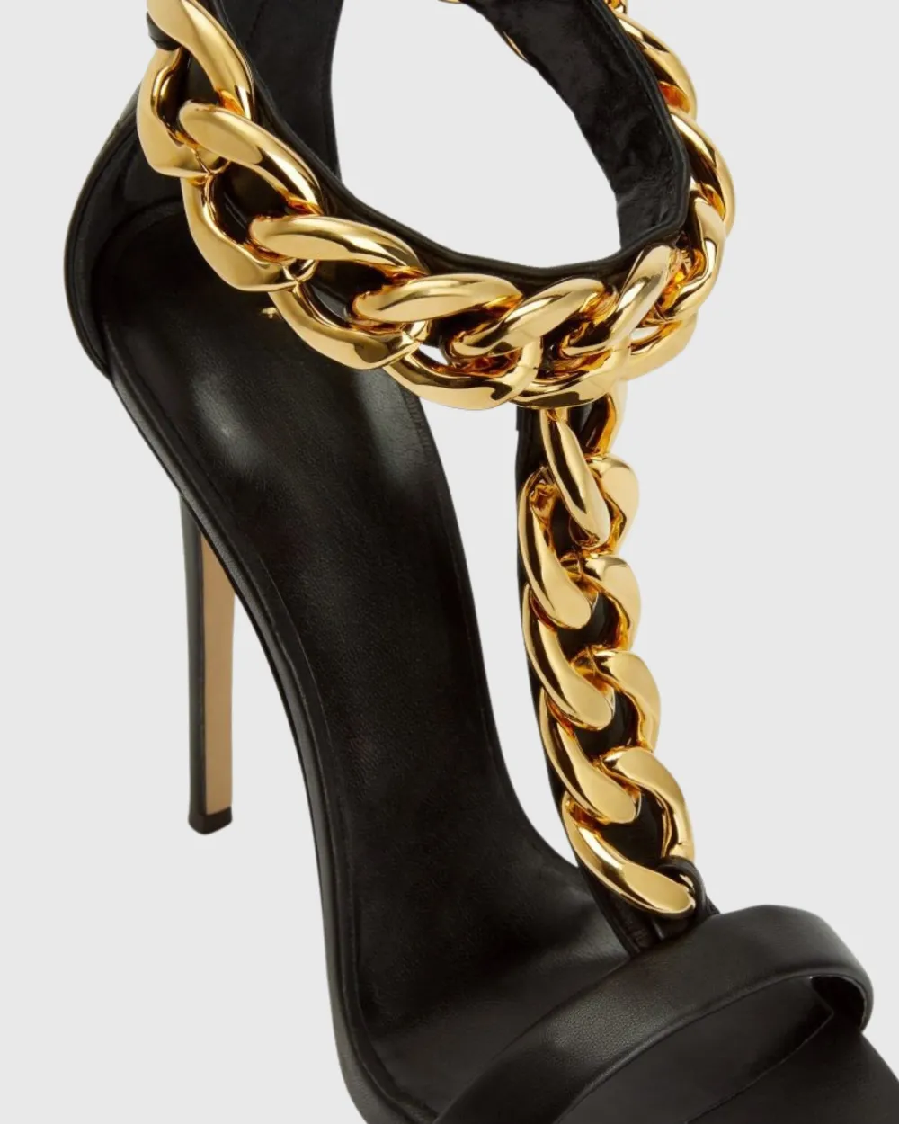 T Strap Metal Chain Sandals in Black