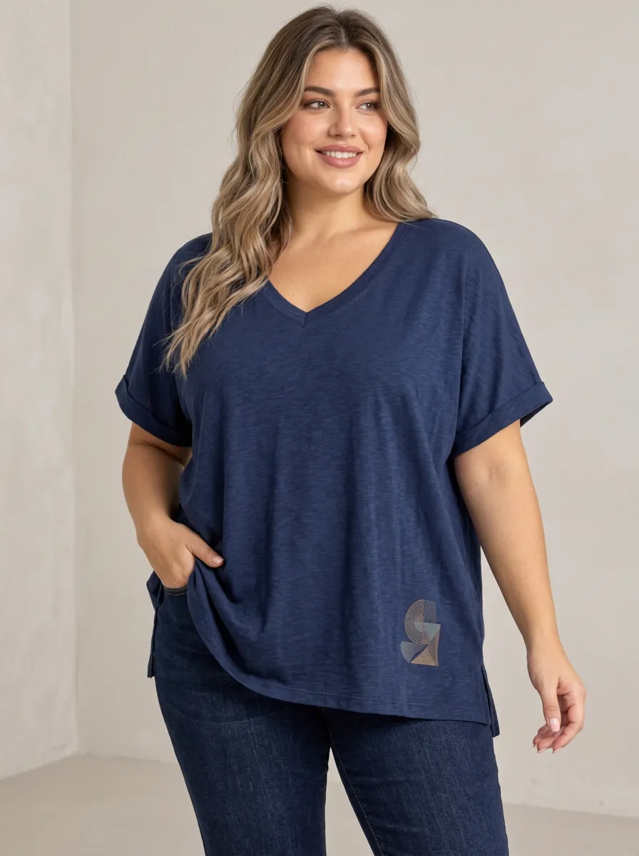 Easy Wear Plus Size V Neck Relaxed Fit Women's Relaxed V Neck Plus Size T Shirt