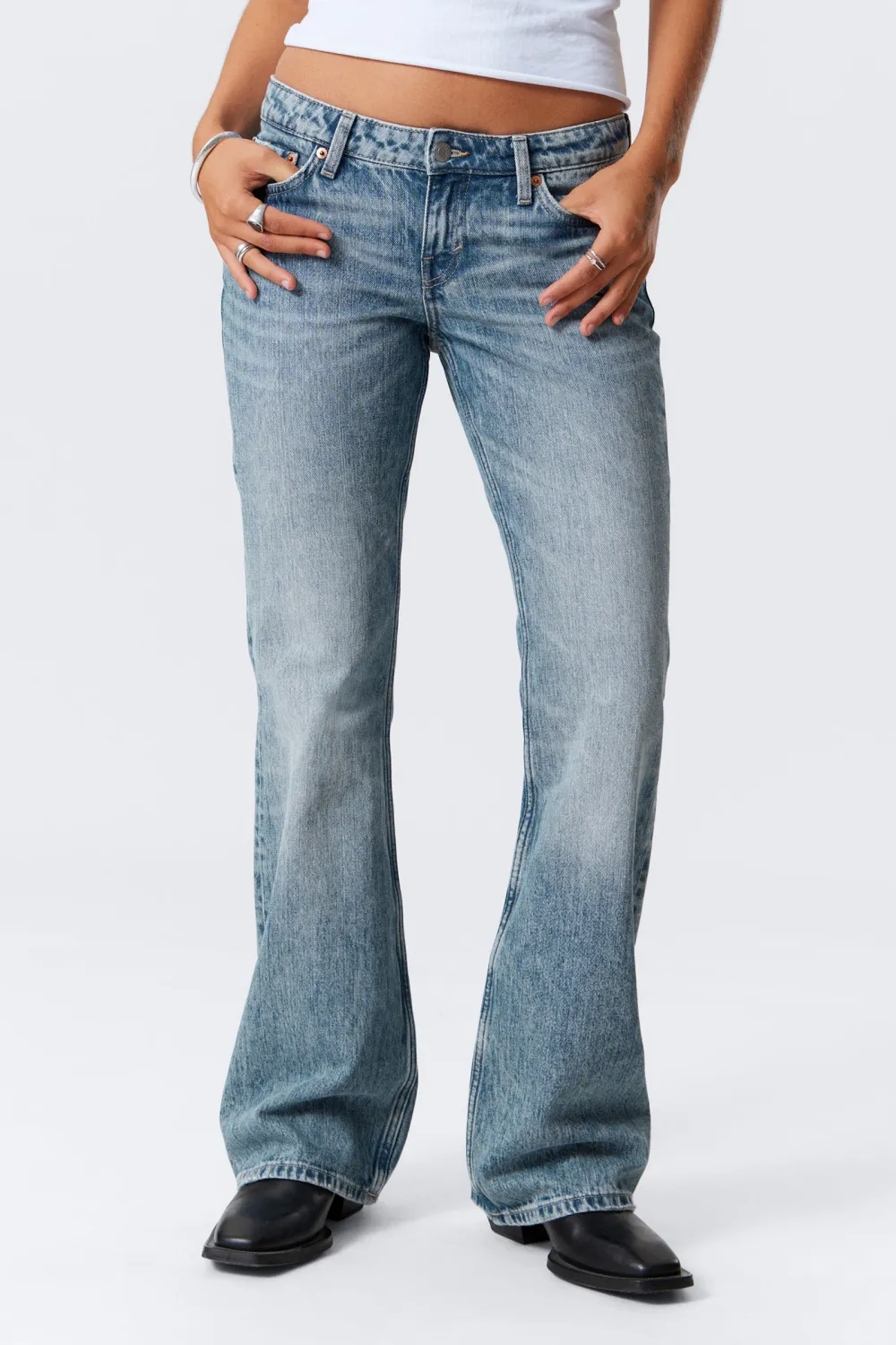 Button Bootcut Slim Jeans