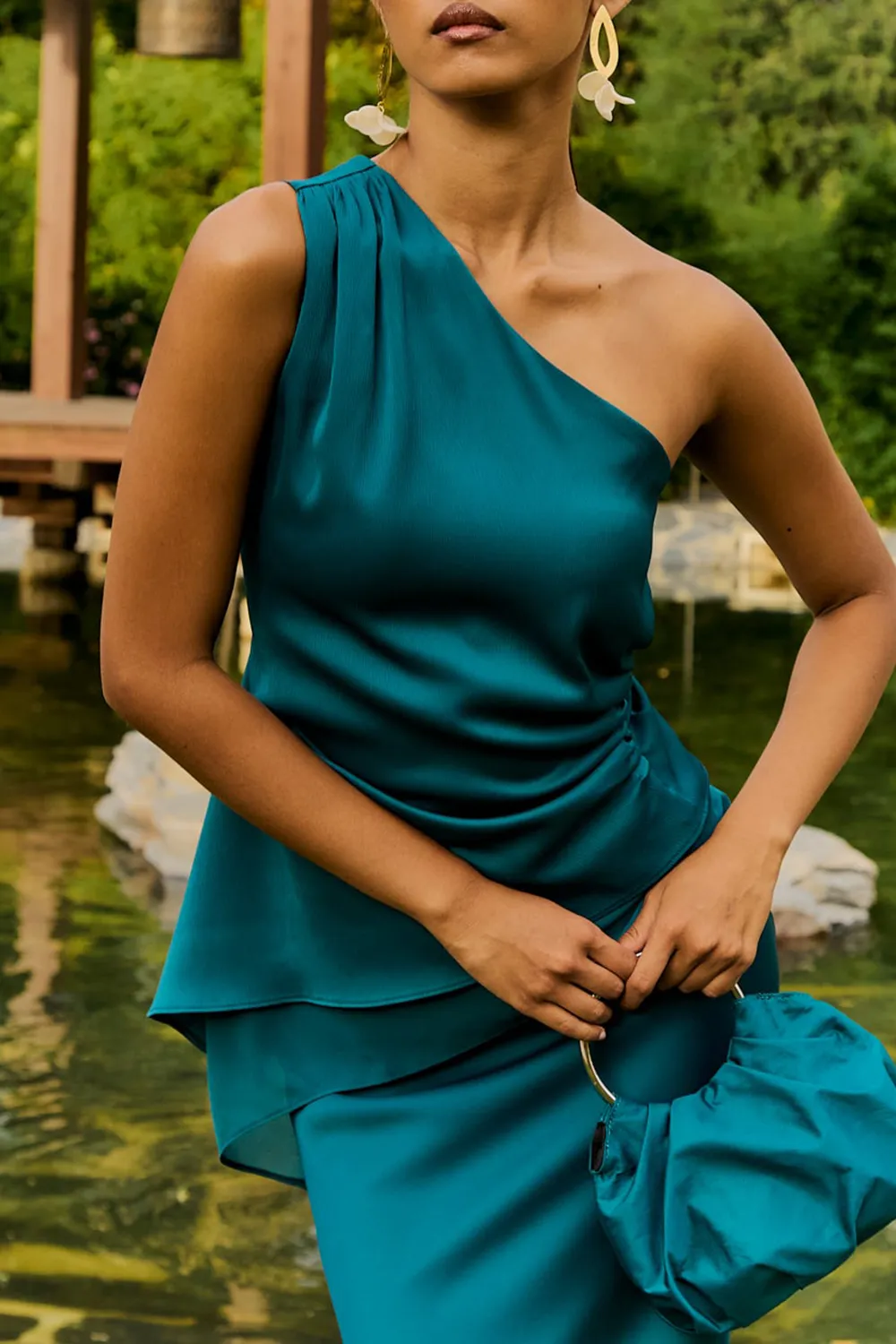 Solid Color One Shoulder Top