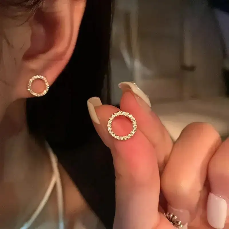 Crystal Circle Detail Stud Stud Earrings