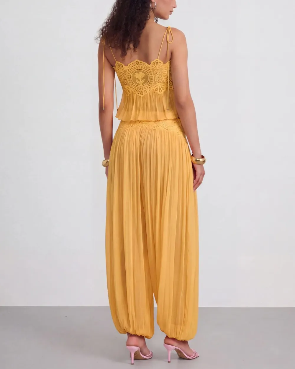 Slim Fit Ruffle Trim Open-Back Chiffon Set