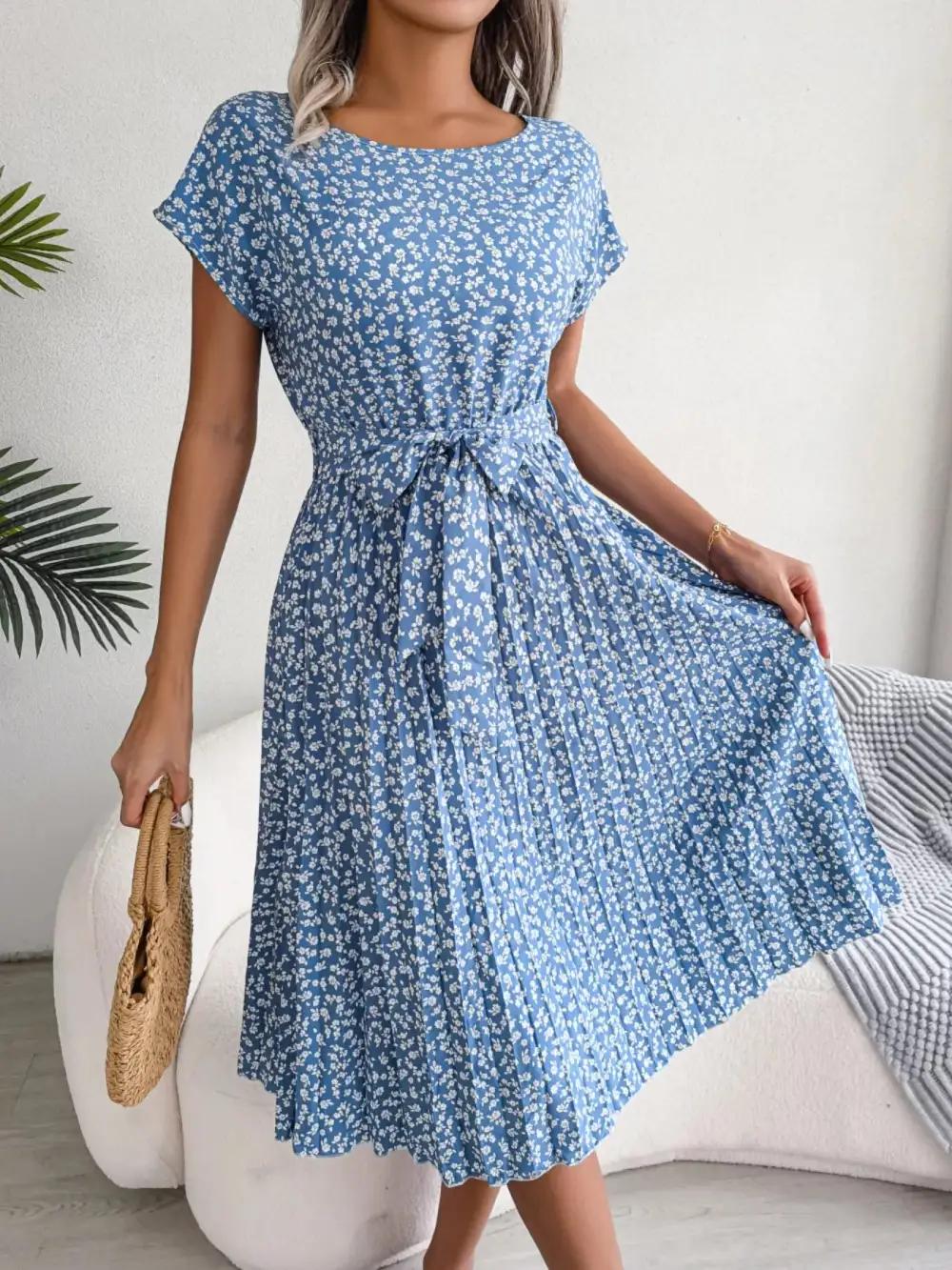 Floral Printed Pleated Midi Dress