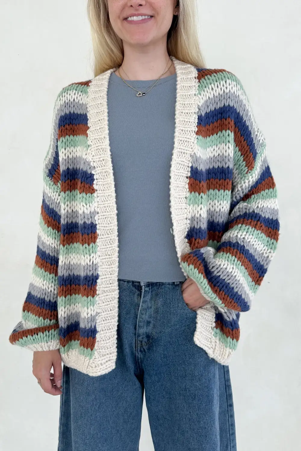 Simple Cut Soft Knit Cardigan