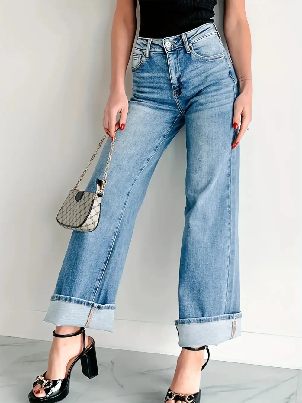 Travel-Ready High-Waisted Wide Leg Jeans