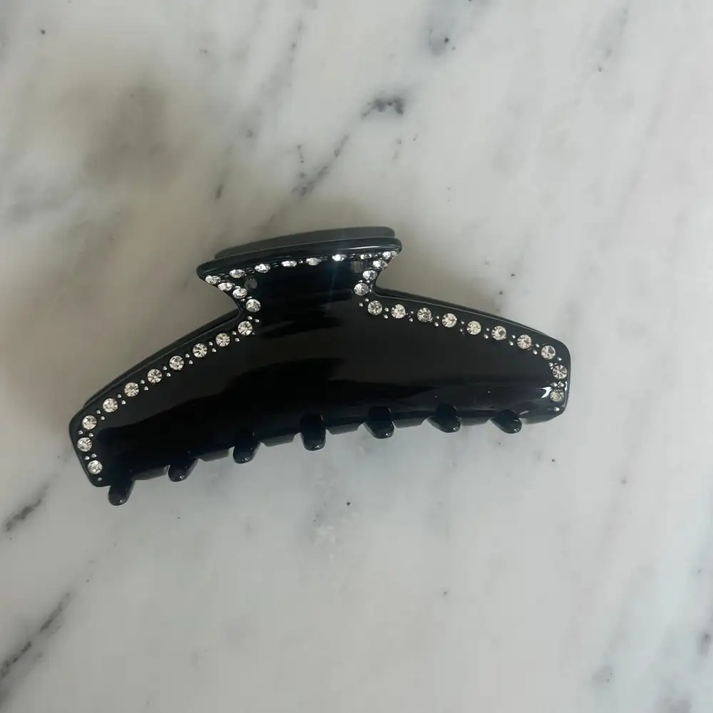 Diamante Hair Claw Clip