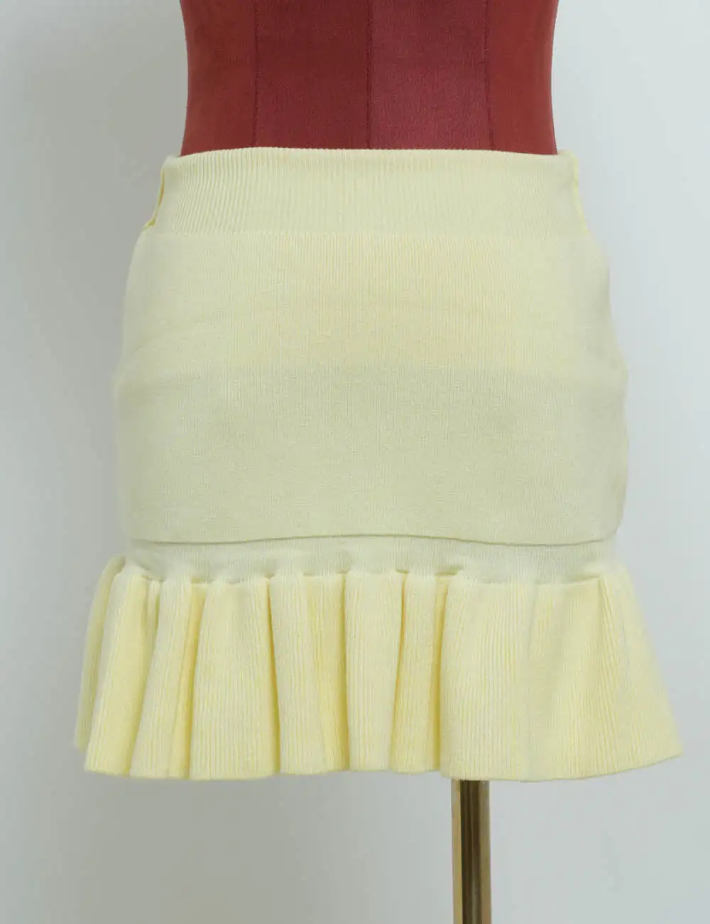 Elegant Solid Color Elasitc Waist Slim Mini Skirt