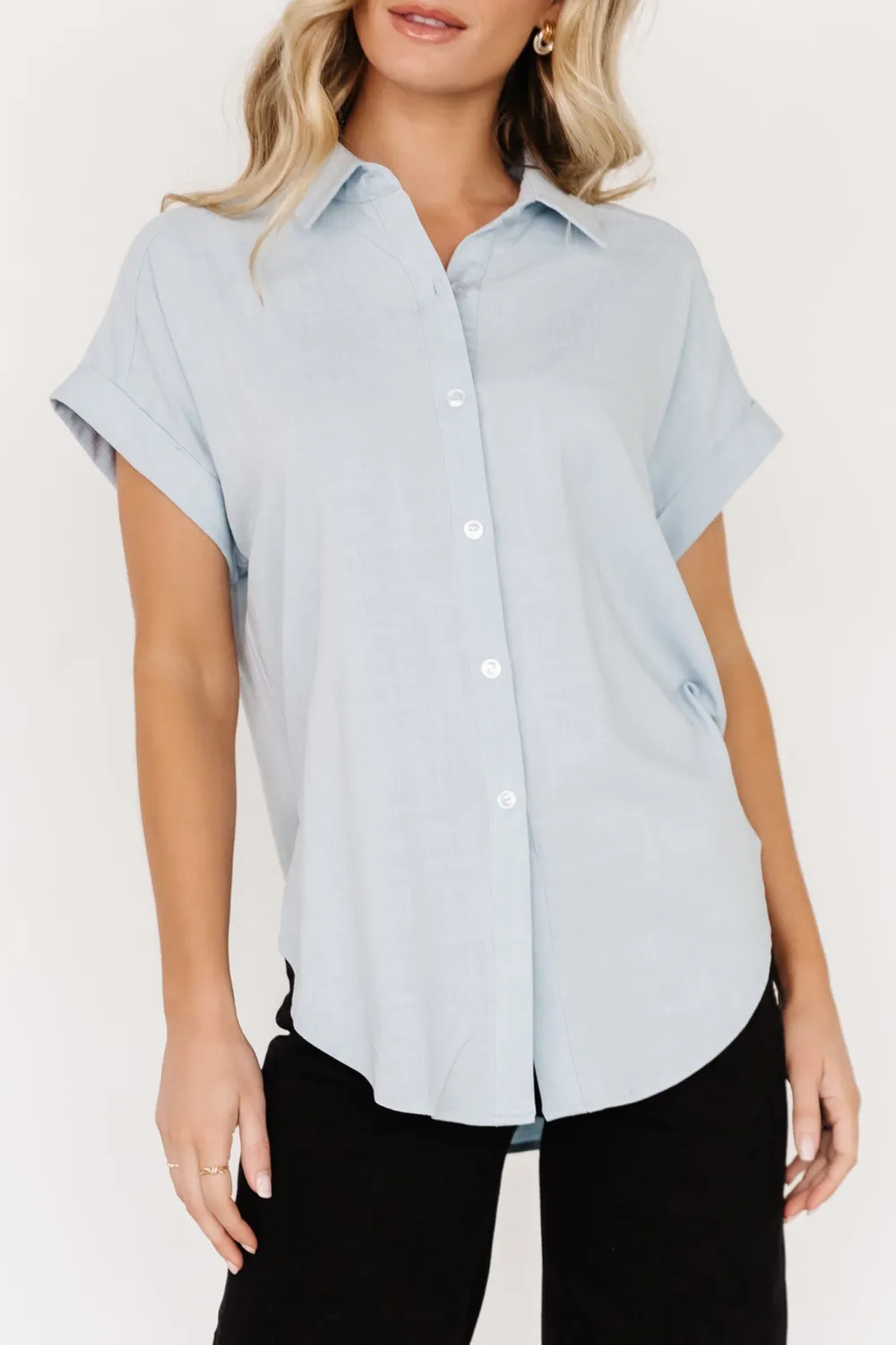 Simple And Comfortable Breathable Shirt