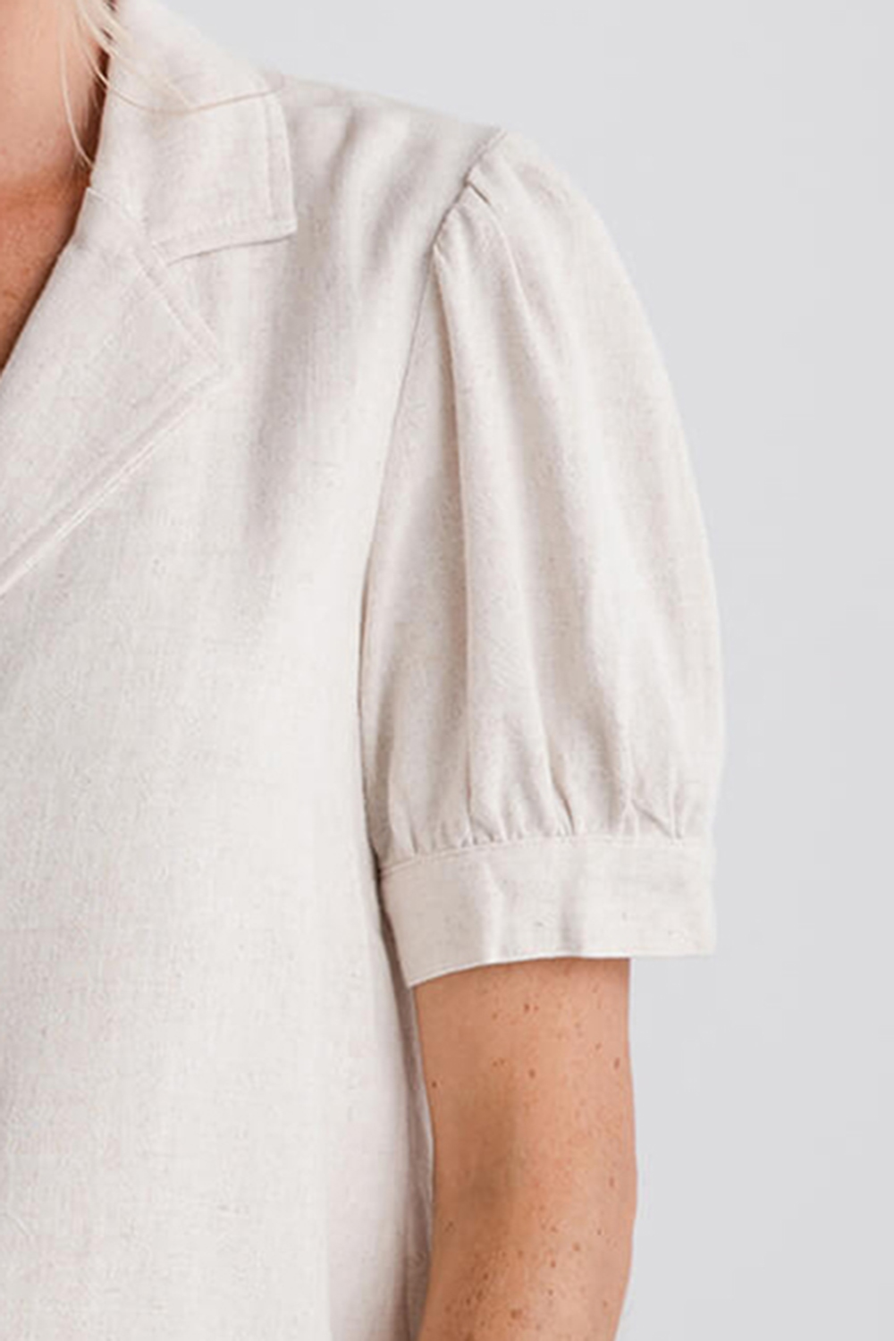 Scallop Edge Short Sleeve Shirt - Oatmeal