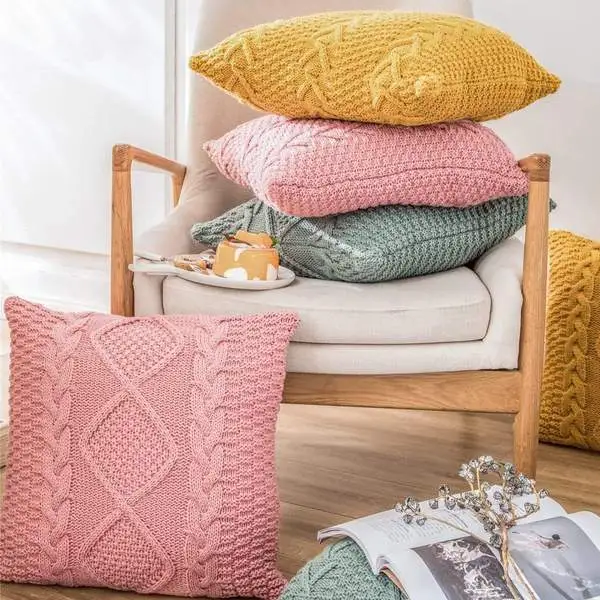 Diamond Pattern Pillow Cover